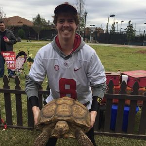 Meet your Posher, Cameron